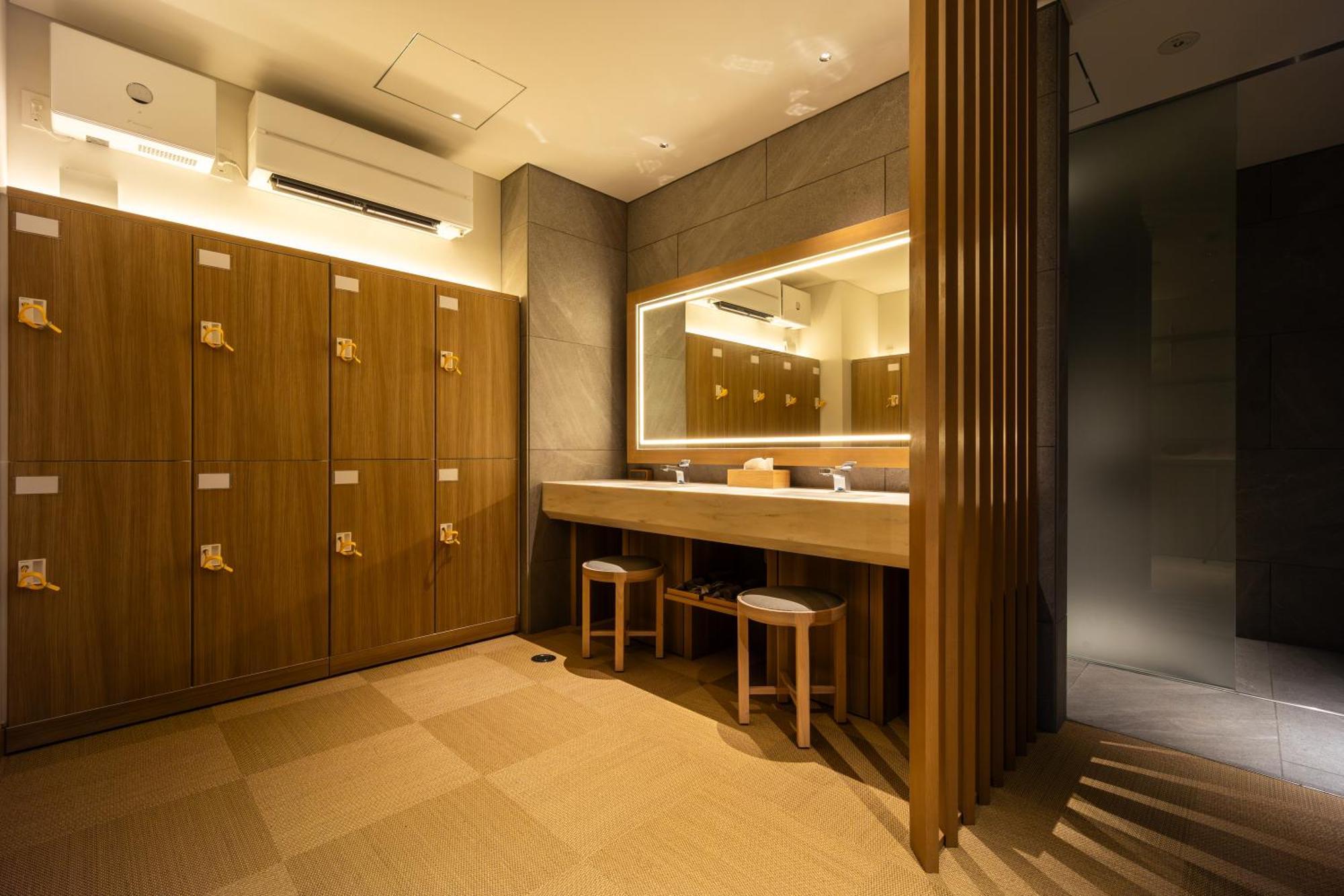 One Suite The Grand Nakijin Exteriör bild